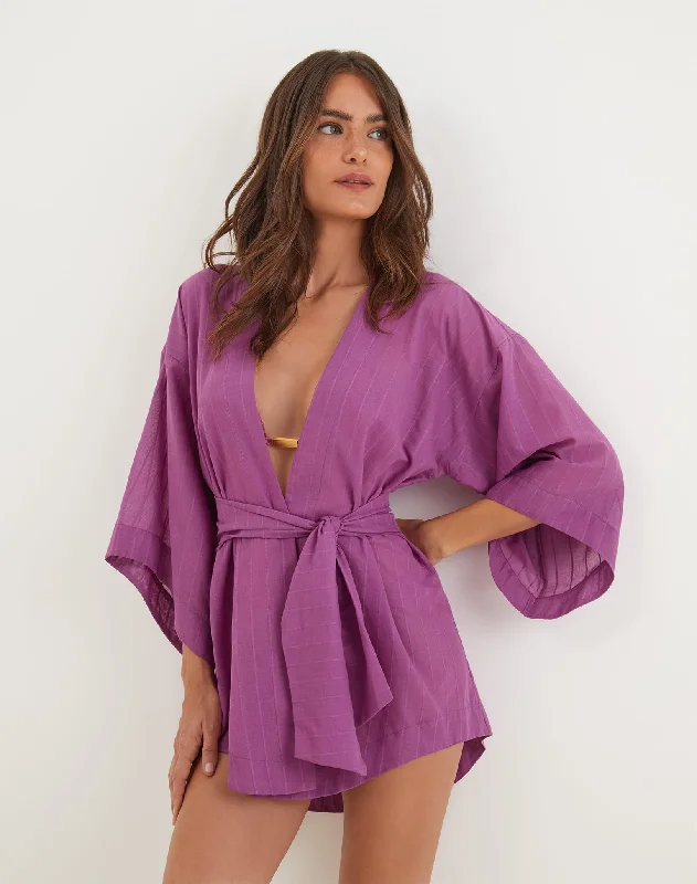 Women’s cover-up sleek minimalist glow -Yanka Short Cover Up - Berry Burst